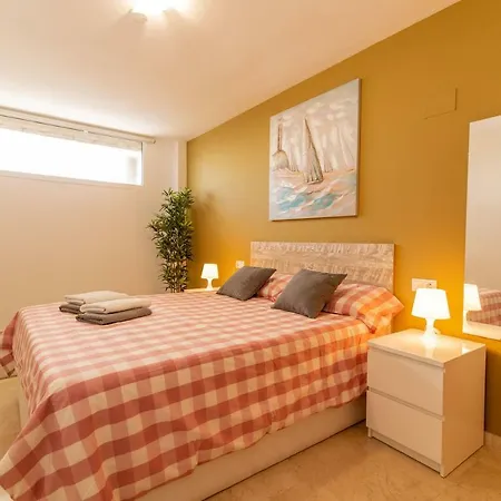 Torreblanca 4bdr Townhouse With Stunning Views פואנגירולה