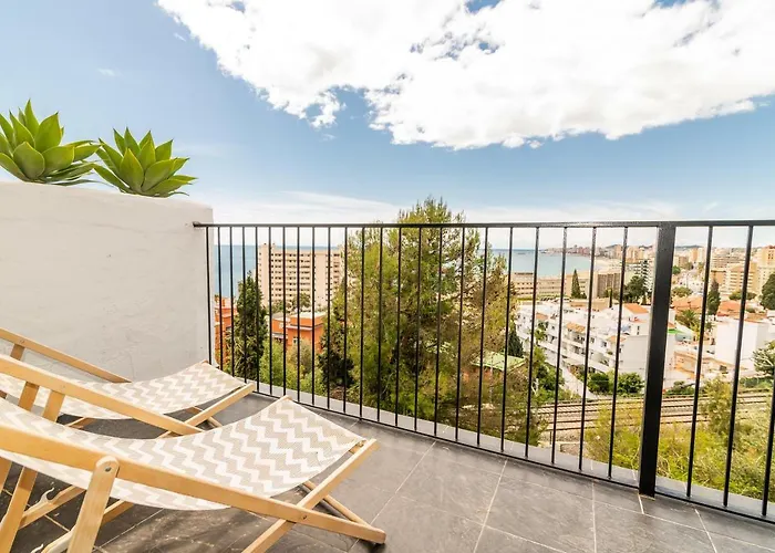 別荘 Torreblanca 4bdr Townhouse With Stunning Views フエンヒロラ