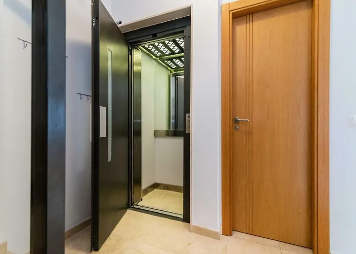 Torreblanca 4bdr Townhouse With Stunning Views 別荘 フエンヒロラ