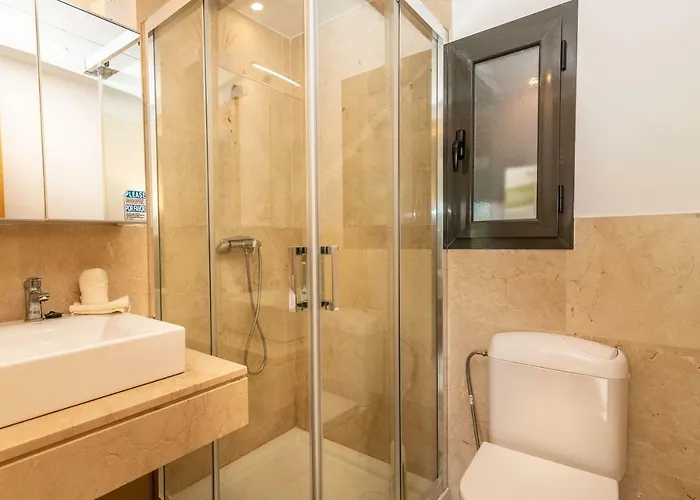 Torreblanca 4bdr Townhouse With Stunning Views 別荘 フエンヒロラ